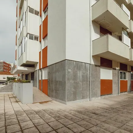 Crystal Palace Garden Stylish By Vacationy 포르투