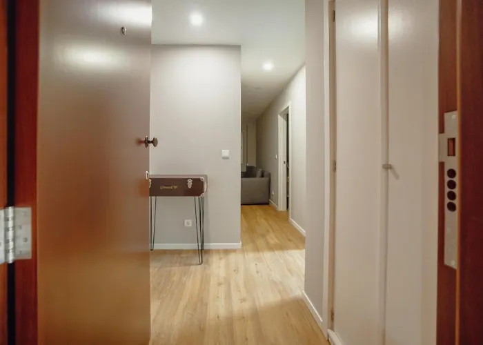 Crystal Palace Garden Stylish By Vacationy 아파트