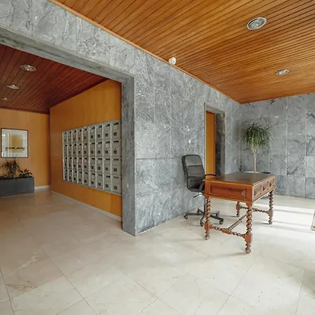 Apartamento Crystal Palace Garden Stylish By Vacationy