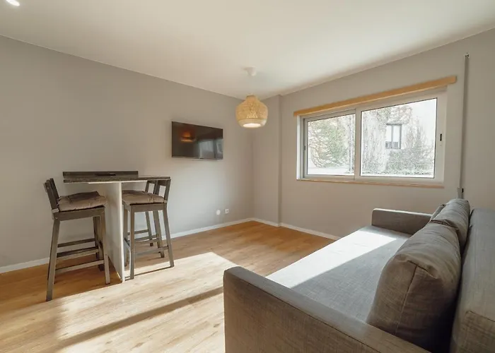 Crystal Palace Garden Stylish By Vacationy * 波尔图