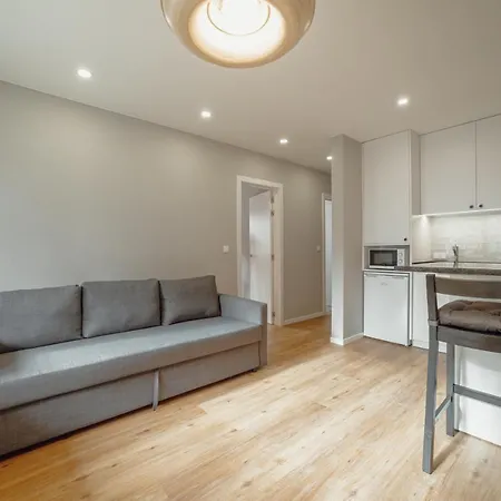 Crystal Palace Garden Stylish By Vacationy 포르투