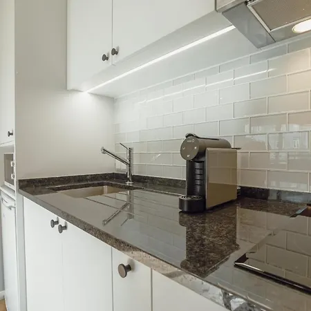 아파트 Crystal Palace Garden Stylish By Vacationy