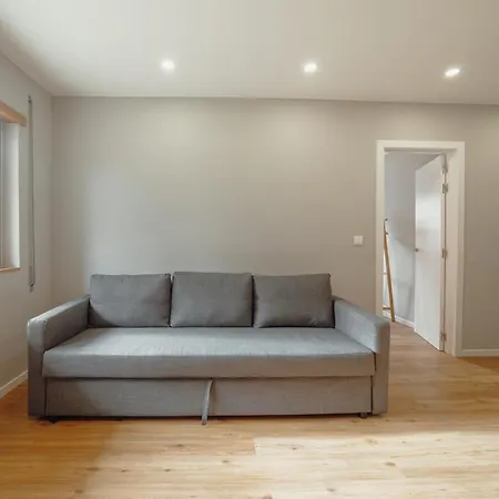 Crystal Palace Garden Stylish By Vacationy